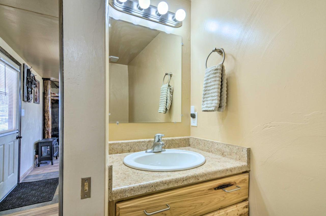 Cozy Home With Canyon Views 2 Mi To Grand Staircase Henrieville Esterno foto