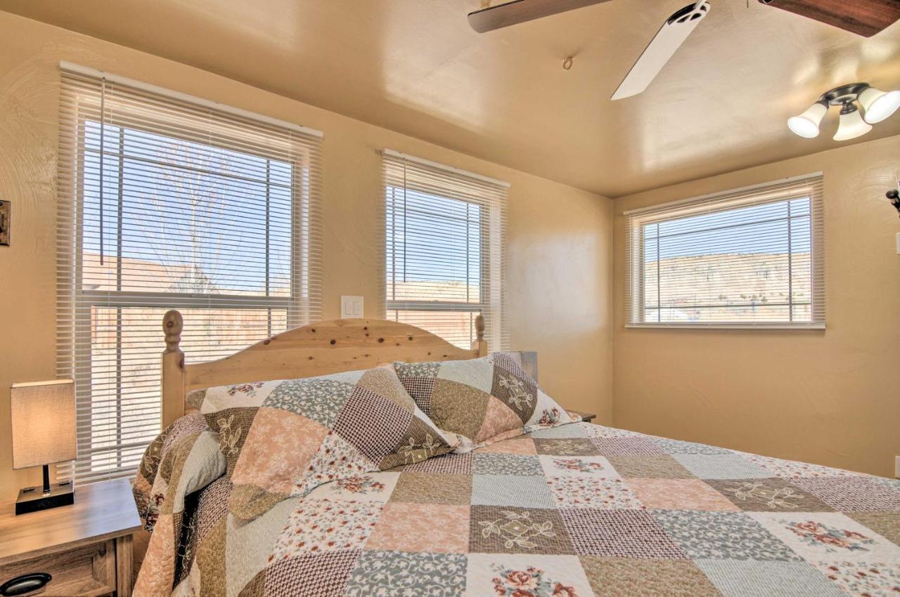 Cozy Home With Canyon Views 2 Mi To Grand Staircase Henrieville Esterno foto